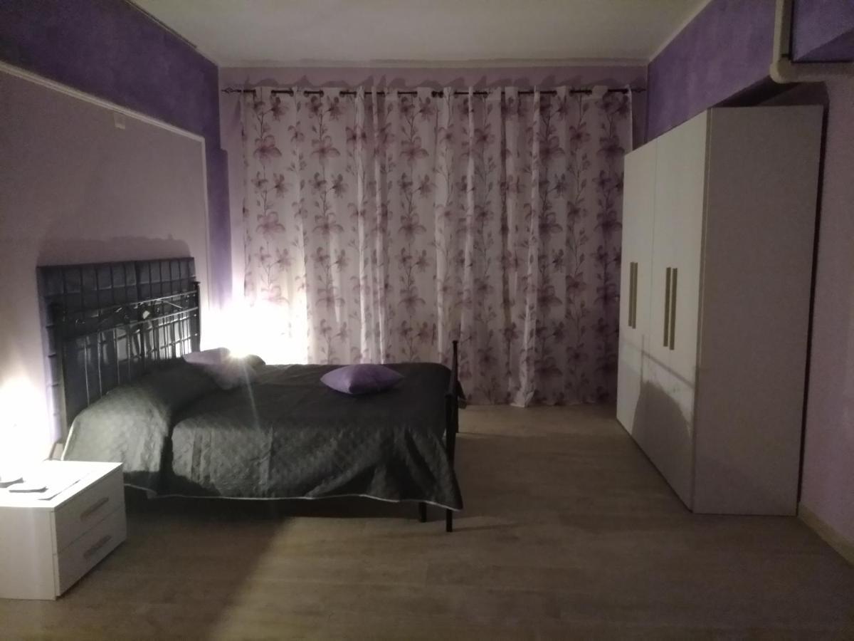 ALLOGGIO VIOLA nel CUORE DI SORIANO Soriano nel Cimino Esterno foto